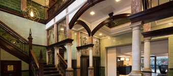 Roomzzz Manchester Victoria