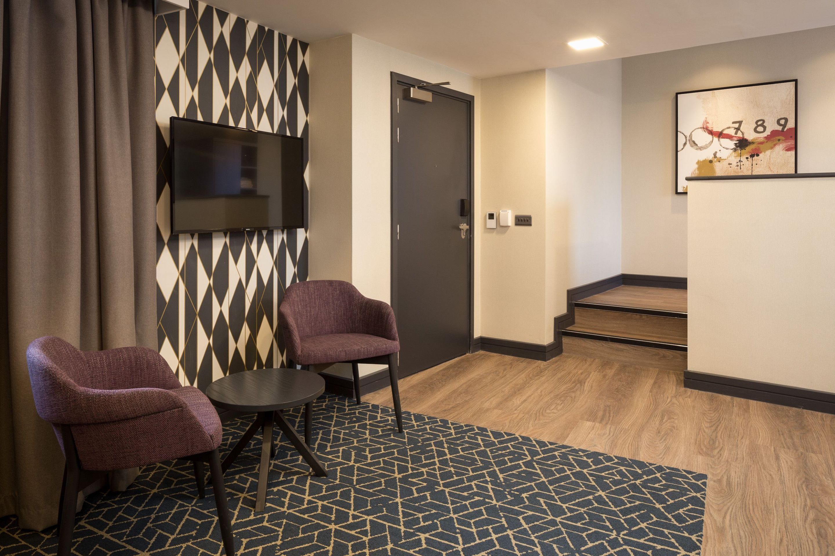 Photo - Roomzzz Manchester Victoria