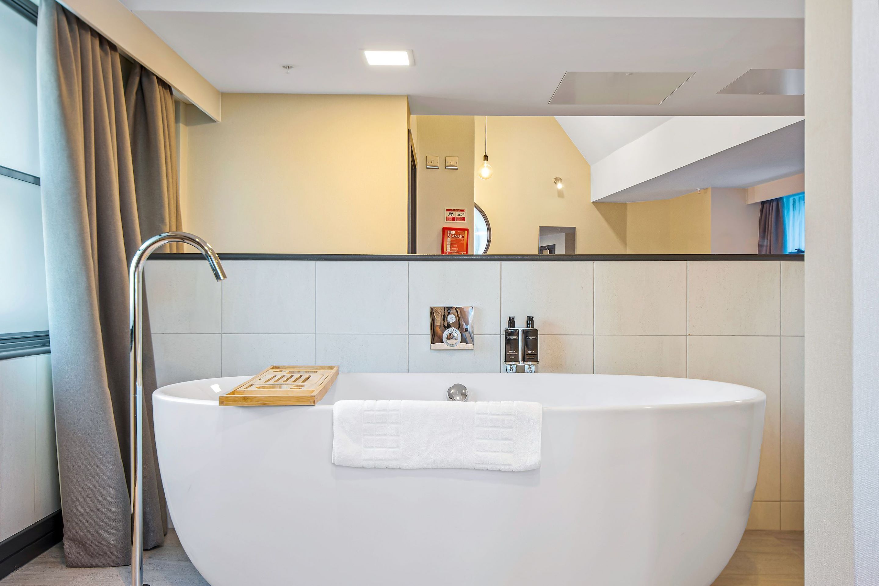 Photo - Roomzzz Manchester Victoria