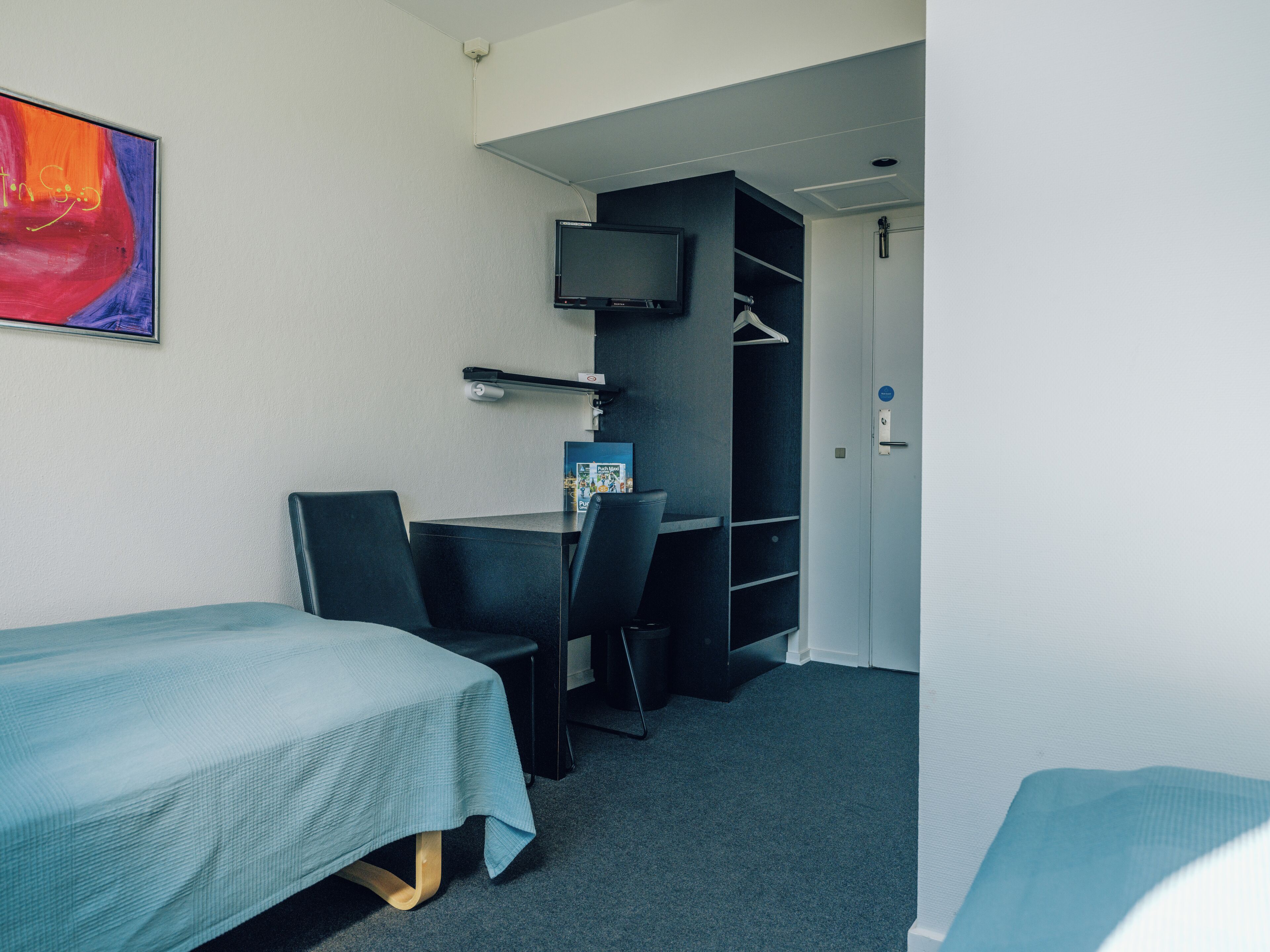 Fer et planche à repasser, Wi-Fi gratuit, draps fournis