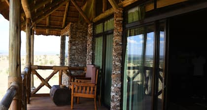 Serengeti Safari Lodge
