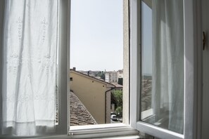 Apartment, 3 Schlafzimmer | Ausblick vom Zimmer