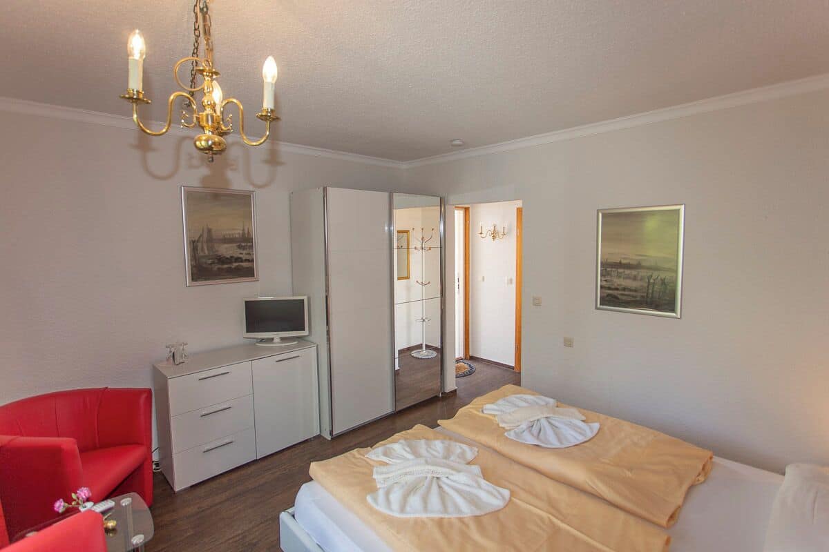 double room, balcony | minibar, free cots/infant beds, free wifi, bed sheets