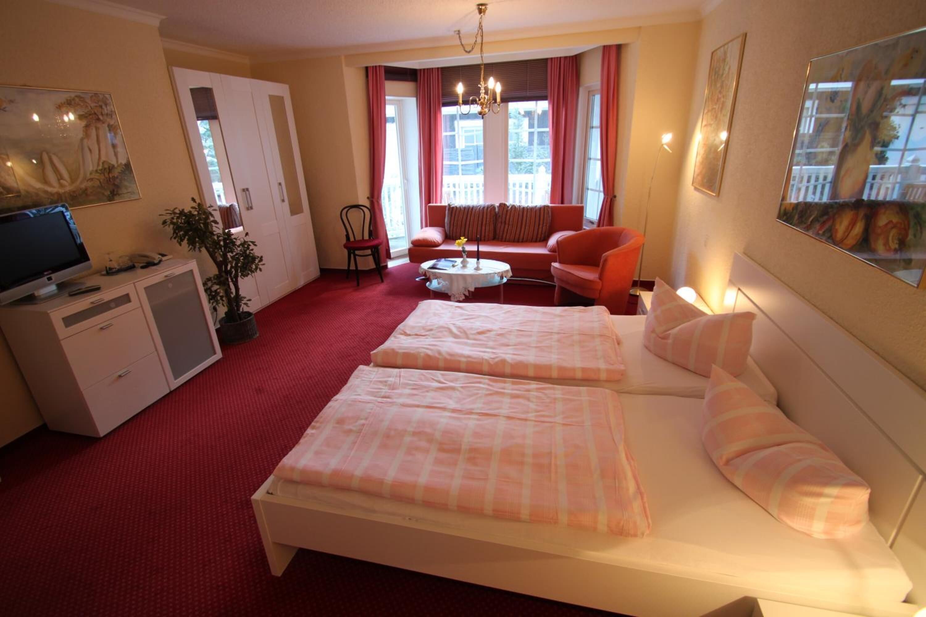 minibar, free cots/infant beds, free wifi, bed sheets