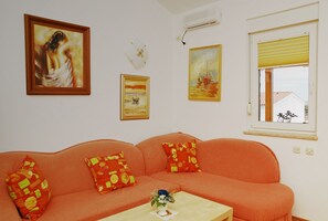 Huoneisto (A3 First Floor) | Olohuone | Televisio