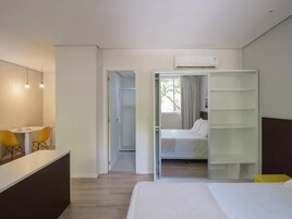 Luxury Double Room | Desk, blackout drapes, soundproofing, iron/ironing board