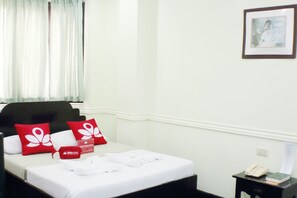 Deluxe King Room | Desk, free WiFi, bed sheets