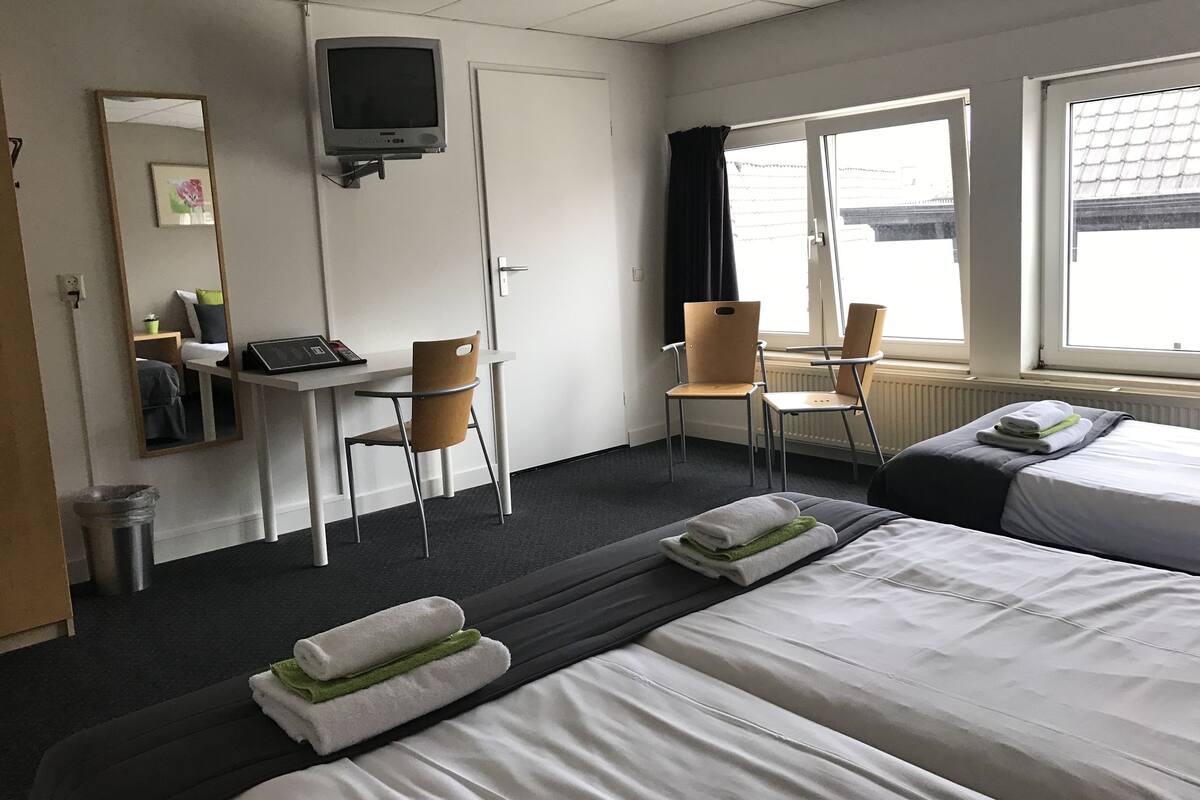 Triple Room | In-room safe, desk, cribs (surcharge), WiFi (surcharge)