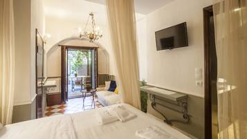 Superior Double Room | Blackout curtains, iron/ironing board, free cots/infant beds, free WiFi