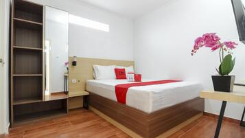 Double Room | Free WiFi, bed sheets
