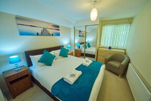 House, 4 Bedrooms, Kitchen, Garden View | 4 bedrooms, Egyptian cotton sheets, premium bedding, Select Comfort beds - Forrester House (Canterbury)