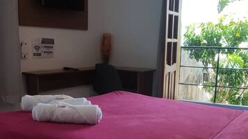 Comfort Double Room | Blackout drapes, iron/ironing board, free WiFi, bed sheets