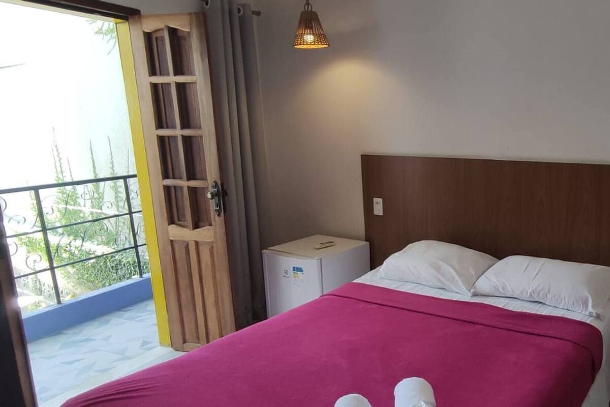Habitación Confort doble | Cortinas opacas, tabla de planchar con plancha, wifi gratis