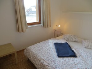 Apartment | Individually decorated, individually furnished, free WiFi, bed sheets