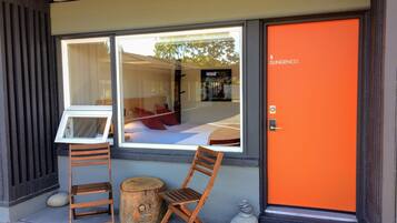 Habitación estándar, 1 cama de matrimonio, baño privado | Terraza o patio