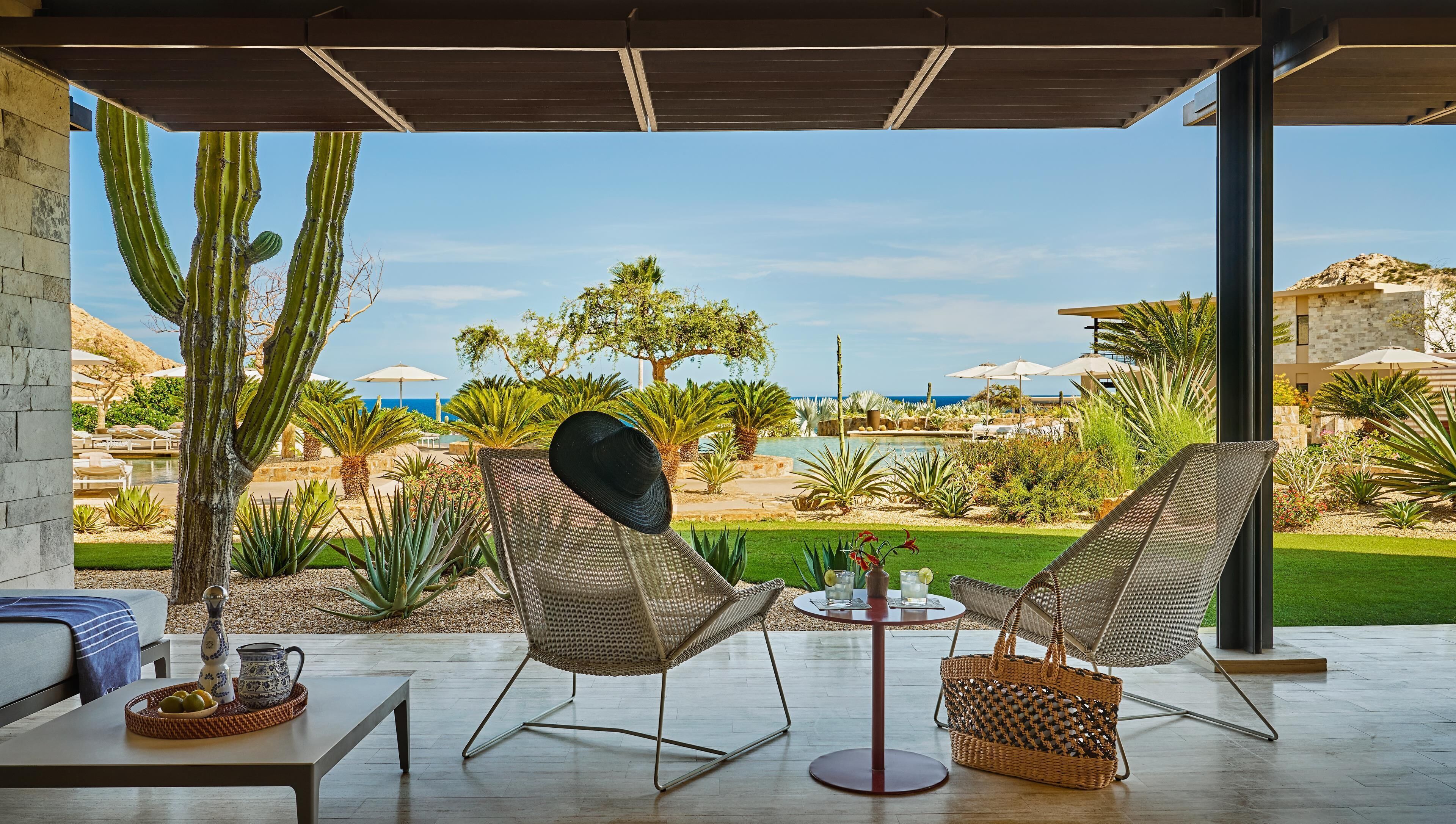 Deluxe Suite, 1 King Bed with Sofa bed, Ocean View | Egyptian cotton sheets, premium bedding, down duvets, minibar