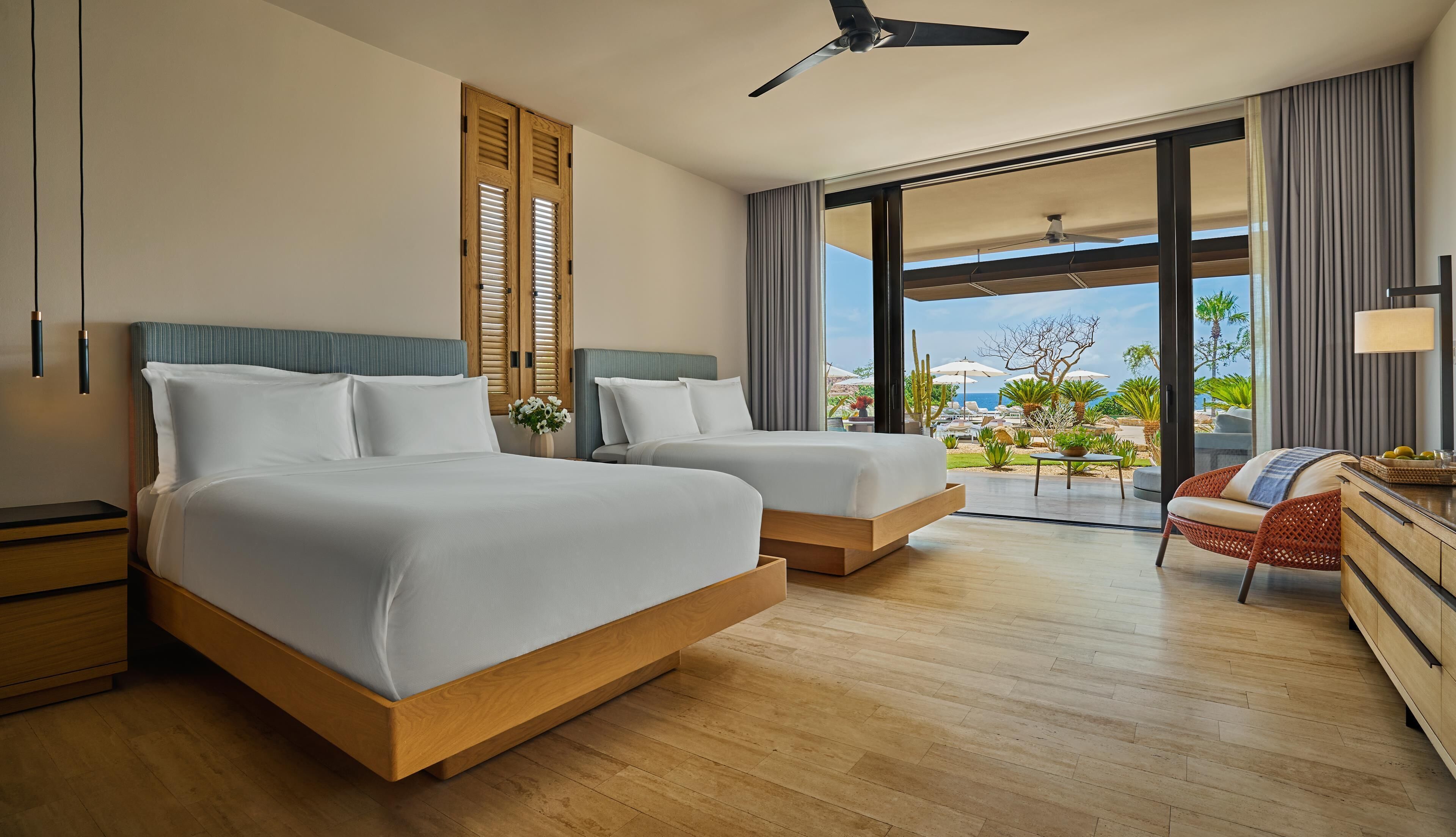 Egyptian cotton sheets, premium bedding, down duvets, minibar