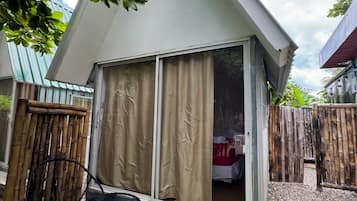 Economy Cabin, 1 Double Bed | Blackout curtains, free WiFi, bed sheets