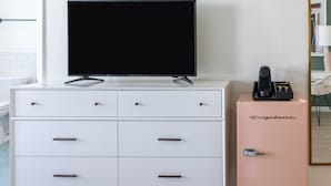 럭셔리룸 | TV