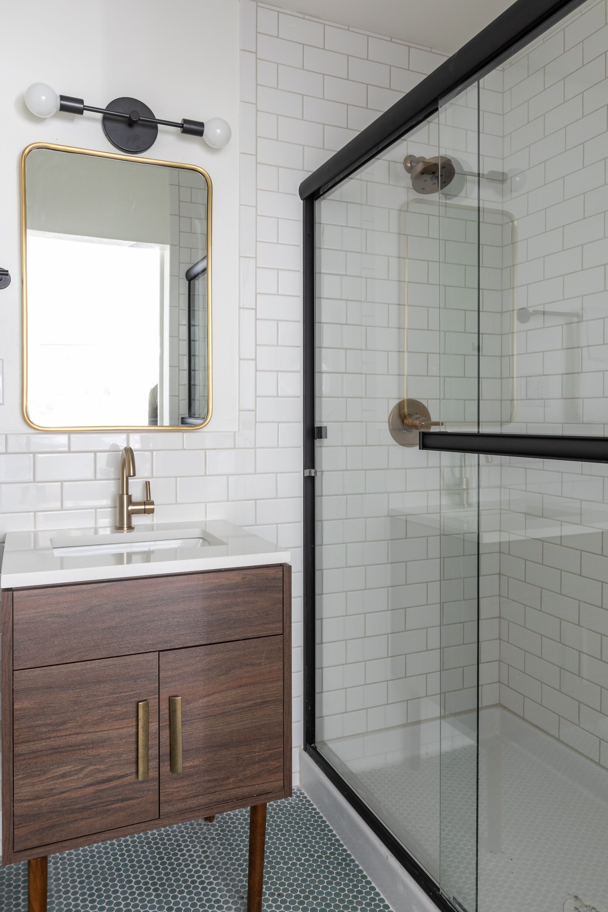 rainfall showerhead, hair dryer, towels, soap