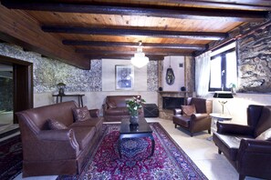 บริเวณนั่งเล่นที่ล็อบบี้