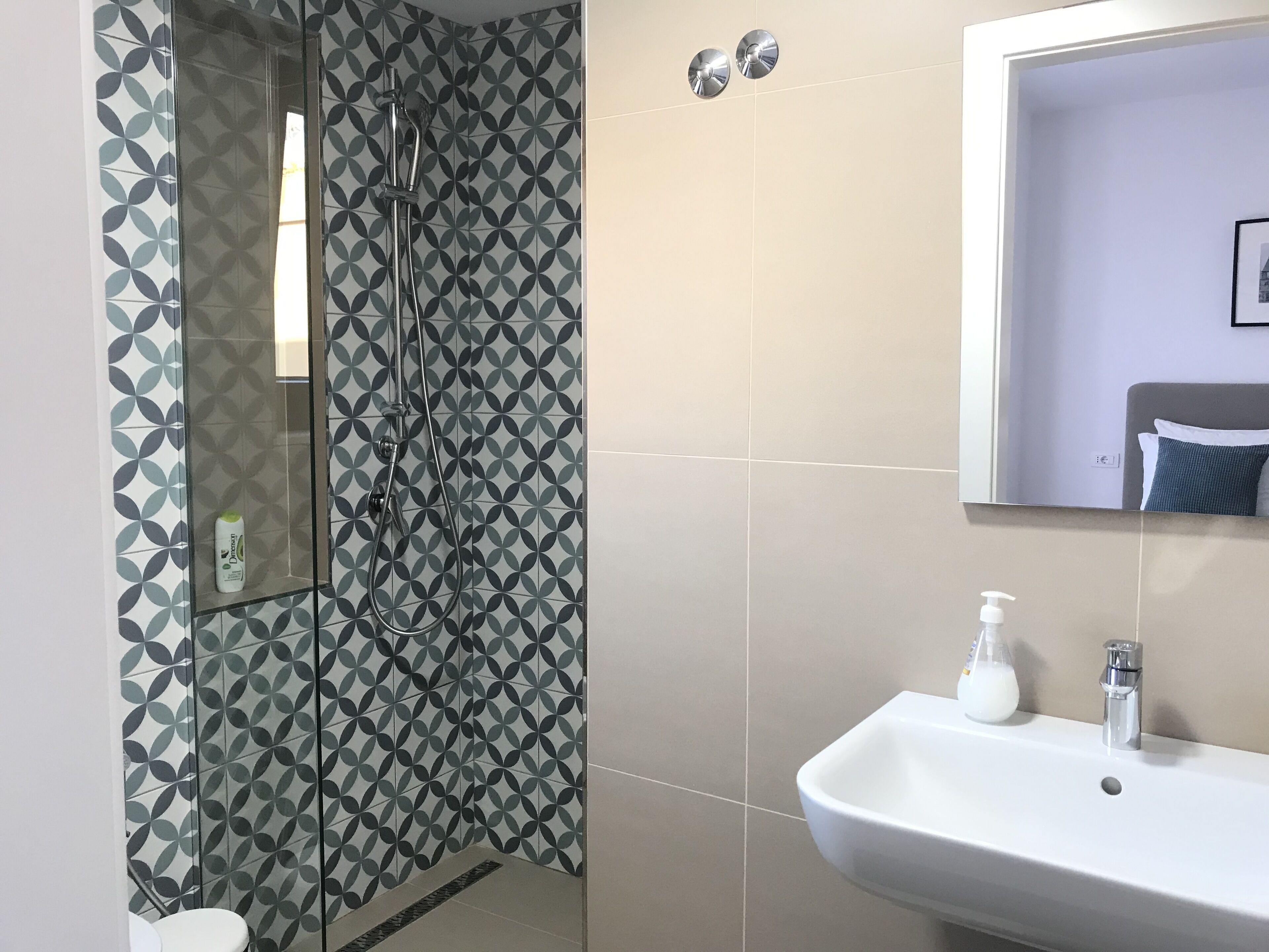 standard room, 1 double bed, mountain view | bathroom | shower, hair dryer, slippers, towels