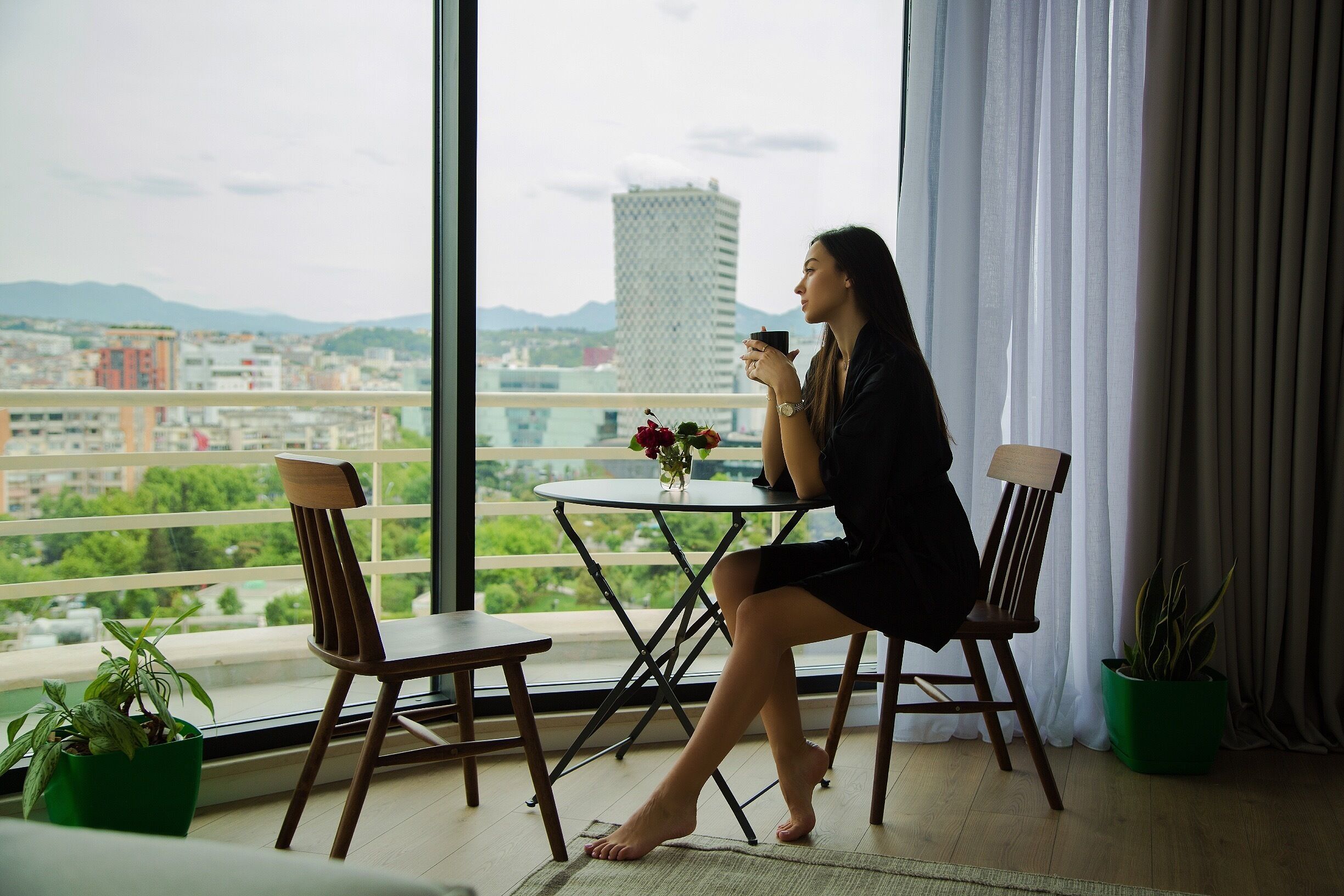 panoramic room, city view | view from room