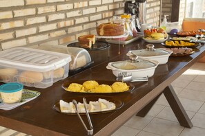 Frokostbuffé er inkludert hver dag