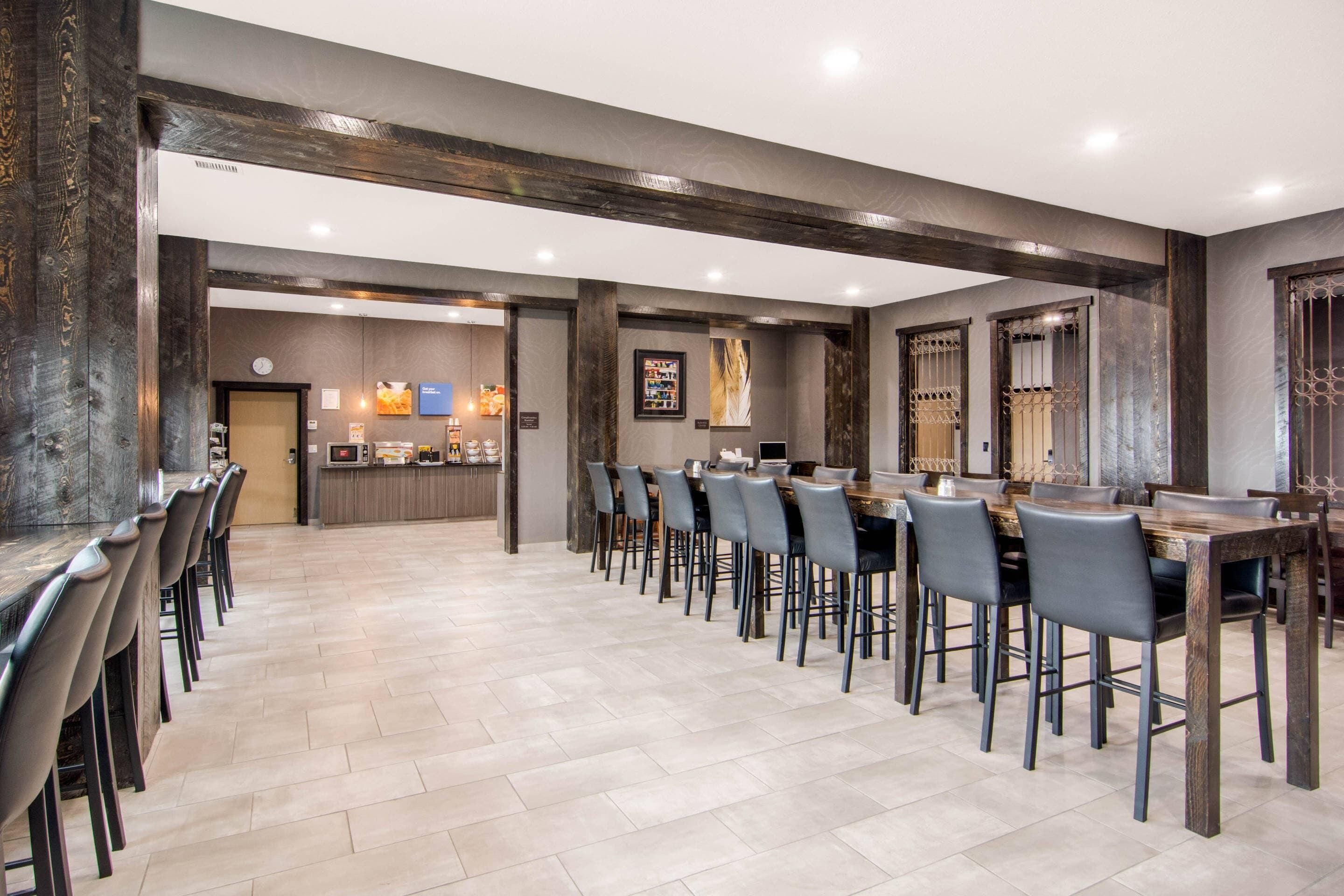 Free daily buffet breakfast