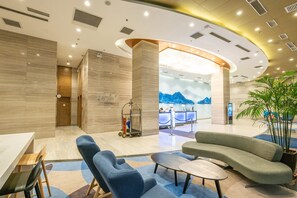 Exterior - Holiday Inn Express Anshan Downtown by IHG (Anshan)