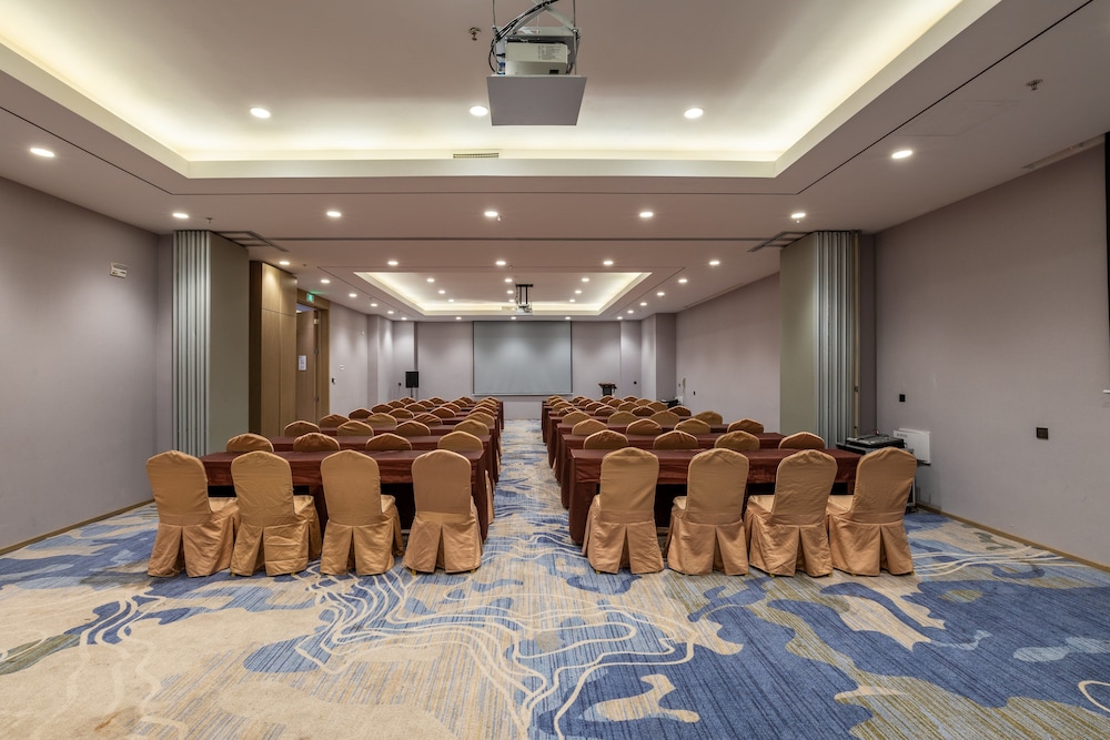 Holiday Inn Express Anshan Downtown photo 7