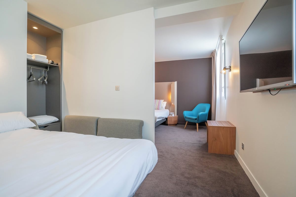 desk, soundproofing, iron/ironing board, free cots/infant beds