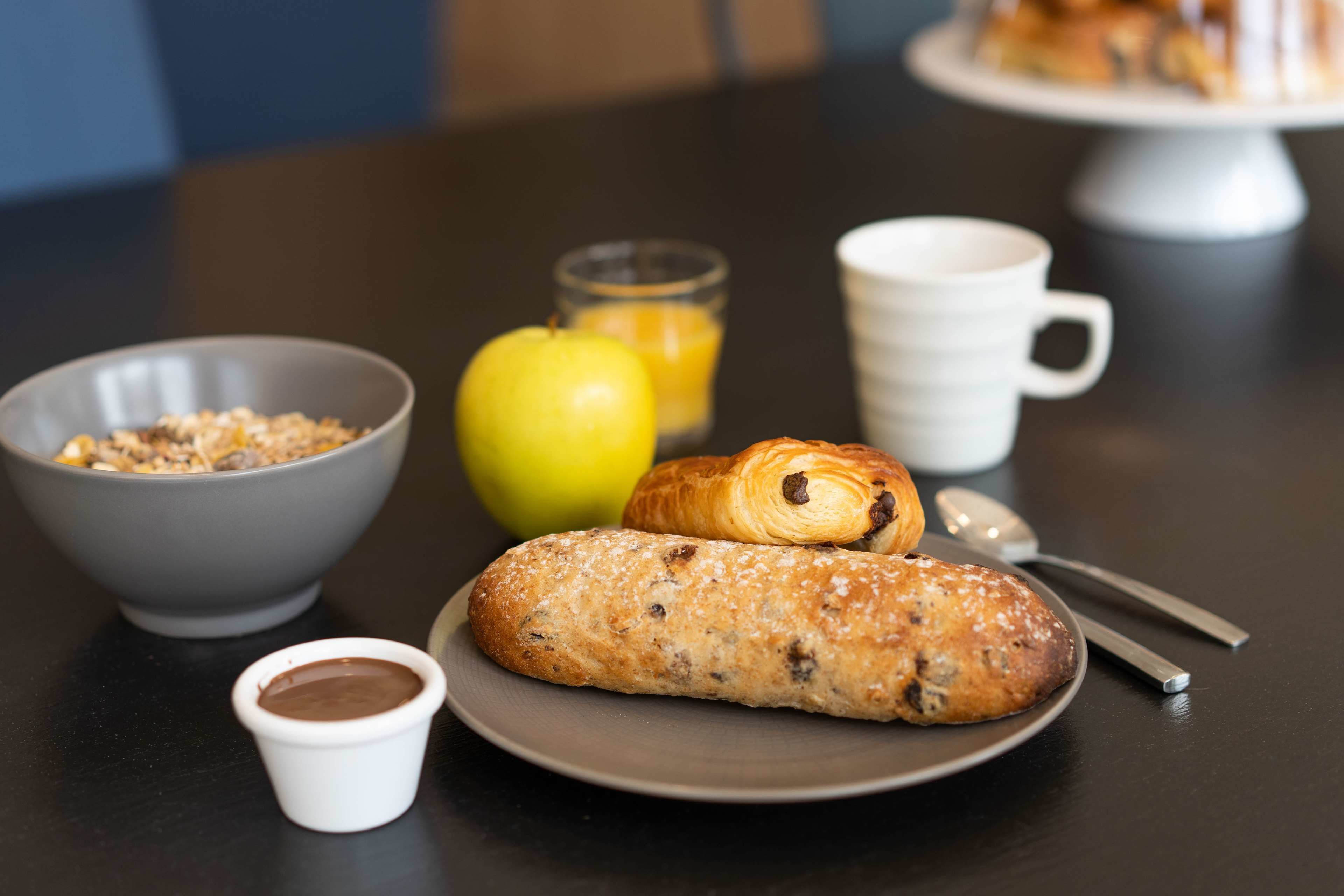 daily buffet breakfast (eur 12.9 per person)