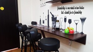 Interior entrance - Friendship Hostel & Tours 2 (Yerevan)