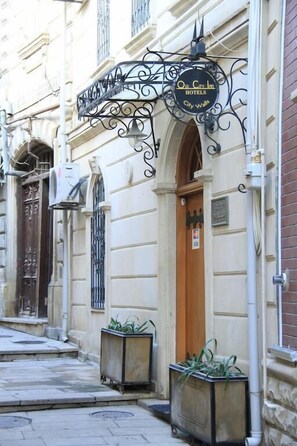 Overnatningsstedets facade