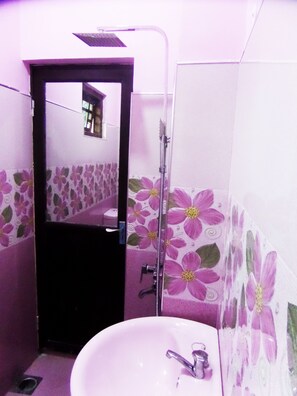 Shower, towels