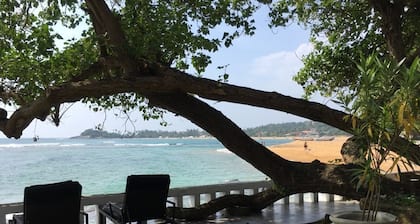 Sun N Sea Hotel