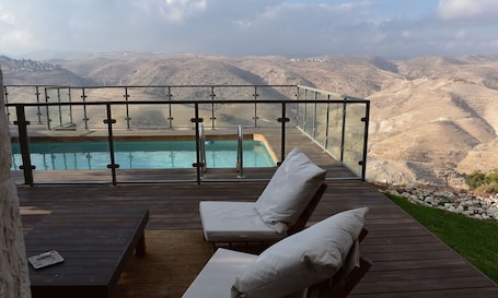 Seasonal outdoor pool. Nof Canaan