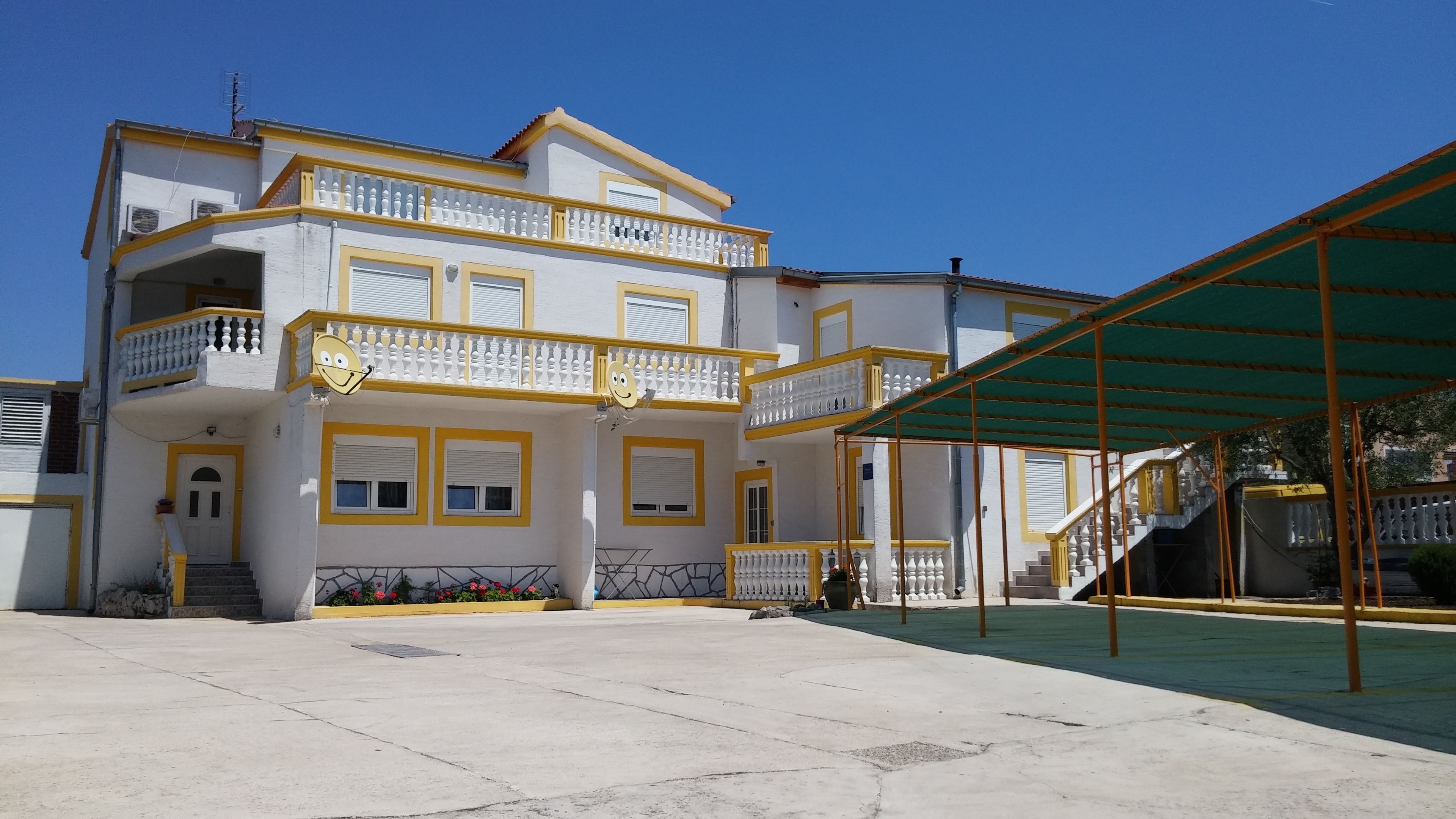 Fassade der Unterkunft