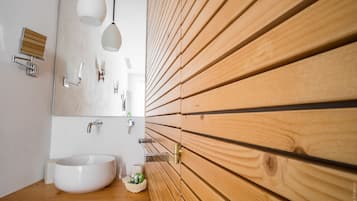Habitación Confort doble | Lavabo del cuarto de baño