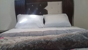 Unclassified image, 4 of 22, button - Nile plaza hostel (Cairo)