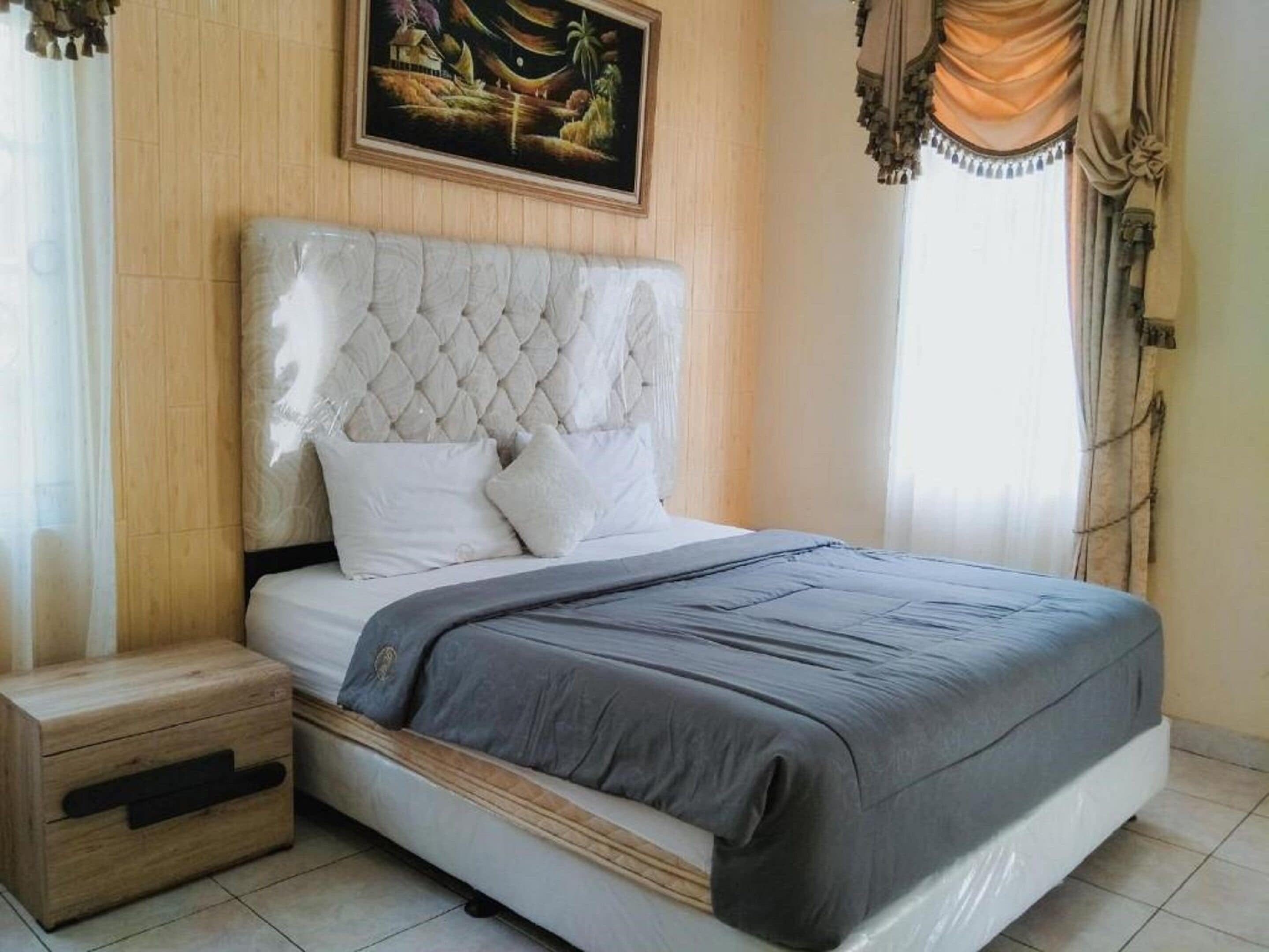 Villa familiare, 3 camere da letto, vista giardino | Con stile personalizzato, con arredamento individuale, una scrivania