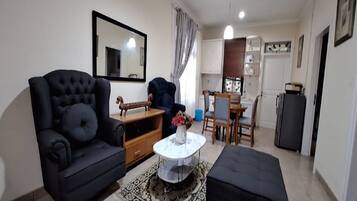Junior Villa, 2 Bedrooms, Garden View | Living area | TV