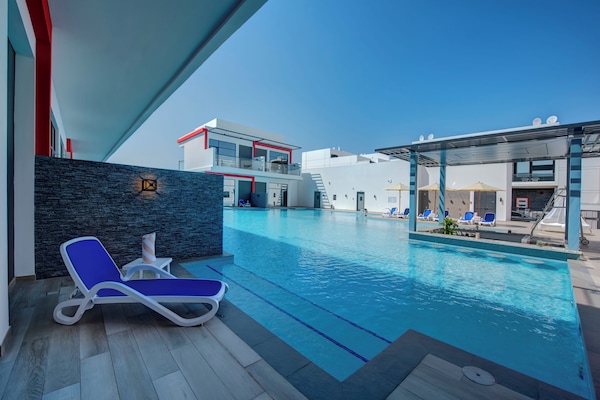 Chalet, 1 chambre, accĂšs piscine | Terrasse/Patio