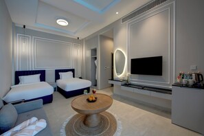 1 sovrum, minibar, skrivbord och ljudisolering