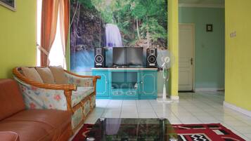 Villa, 5 Bedrooms | Living area | LCD TV