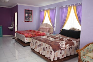 Villa, 5 Bedrooms | Free WiFi - Villa Kota Bunga Sakura (Cipanas)