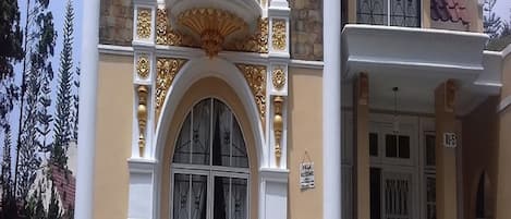 Fachada del alojamiento