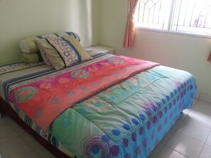 House, 4 Bedrooms | 1 bedroom, desk, free WiFi