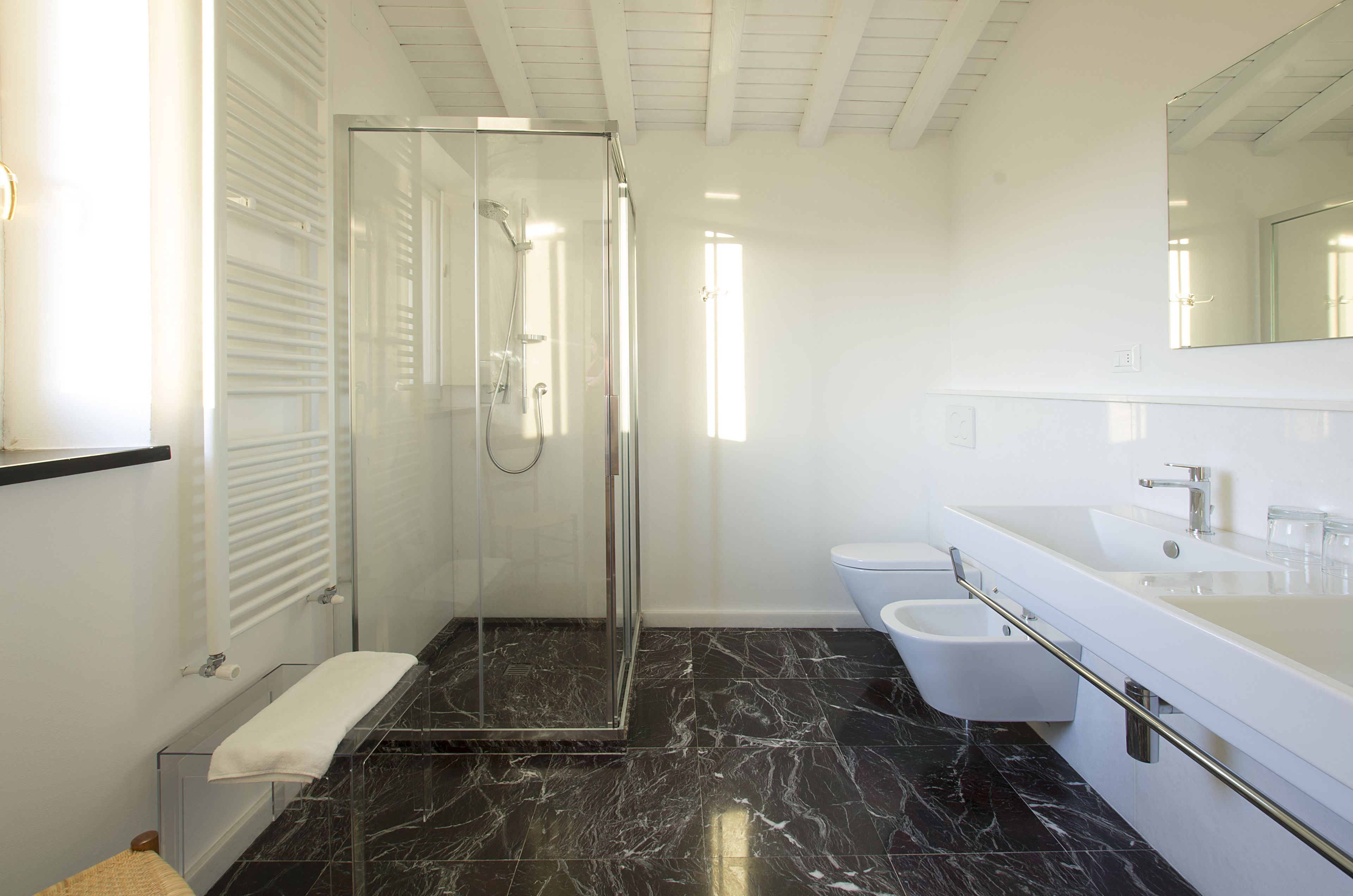 Doppelzimmer | Badezimmer